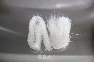 香辣花蛤粉丝煲的做法步骤：5