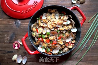 香辣花蛤粉丝煲的做法步骤：13