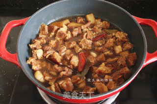 五香牛腩的做法步骤：4