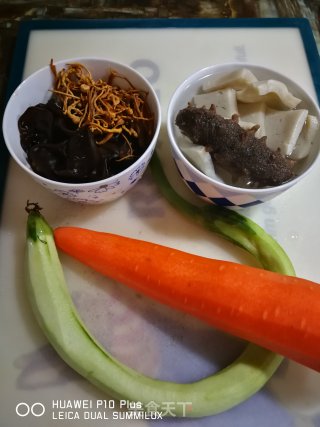 营养早餐系列：菌参鱼豆腐丝瓜汤$奶香玉米饼的做法步骤：7