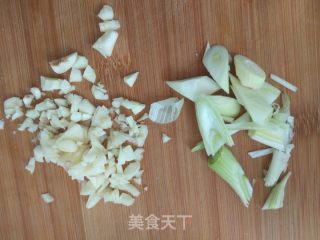 豇豆炒肉的做法步骤：3