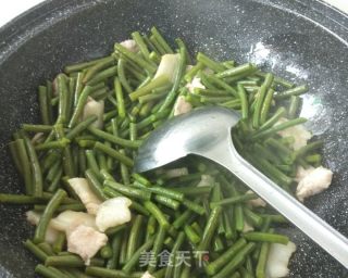 豇豆炒肉的做法步骤：6