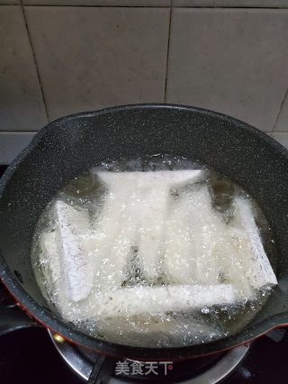 炸芋条的做法步骤：2