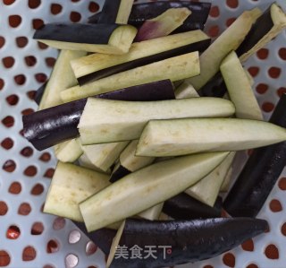 油渣烧茄子的做法步骤：2