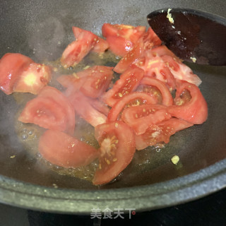 番茄鸡蛋炒杂菌的做法步骤：5