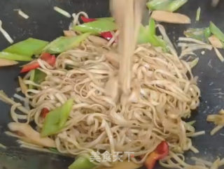 炒干面的做法步骤：5