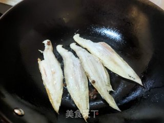 家常熬鱼的做法步骤：4