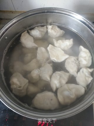 酸汤饺子的做法步骤：4