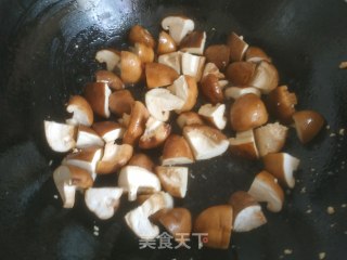 香菇肉末豆腐的做法步骤：9