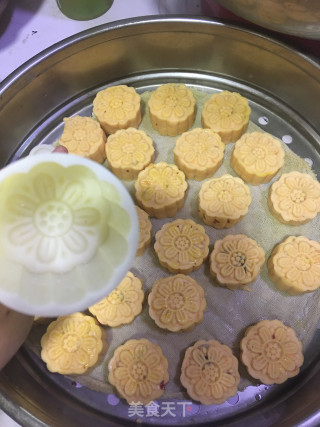 红薯????糯米月饼????的做法步骤：5