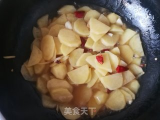 醋溜土豆片的做法步骤：6