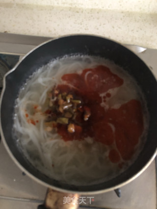 柳州螺蛳粉的做法步骤：3
