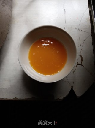 酱油鸡蛋羹的做法步骤：1