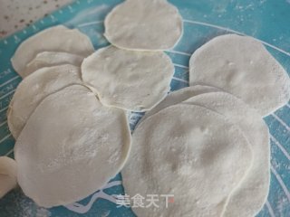 韭菜鸡蛋水饺的做法步骤：9