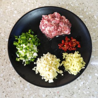 肉末酸豆角的做法步骤：2