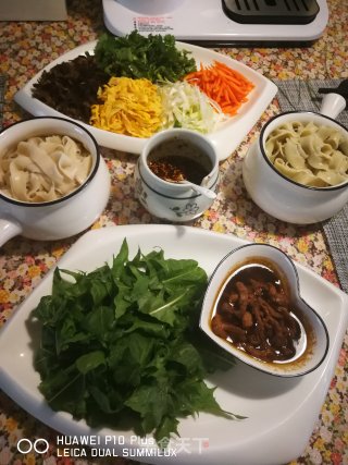松茸五彩双色面的做法步骤：9