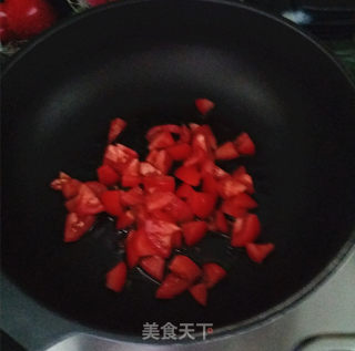 番茄汁酱拌面的做法步骤：2