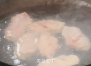 茄汁鸡翼的做法步骤：1