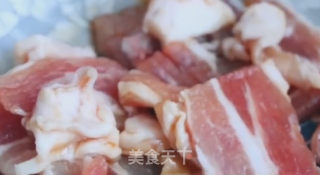 蒜薹炒肉片的做法步骤：2