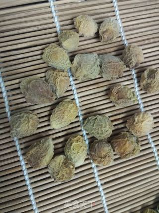 焙乌梅的做法步骤：3