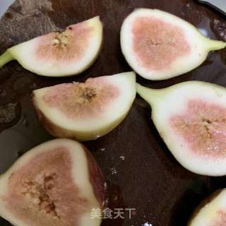 无花果枸杞骨头汤的做法步骤：2