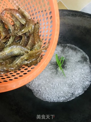 凉拌柠檬虾#酸爽开胃美食#的做法步骤：4