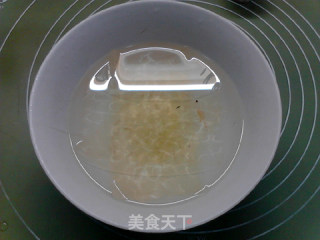 酸奶蓝莓慕斯蛋糕的做法步骤：3