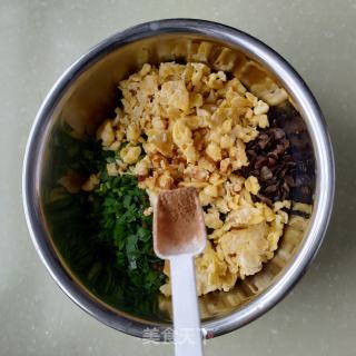 韭菜木耳鸡蛋盒子的做法步骤：5