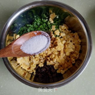 韭菜木耳鸡蛋盒子的做法步骤：6