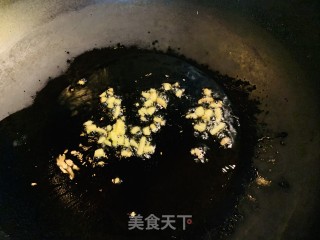 火麻仁韭菜炒豆皮丝的做法步骤：3