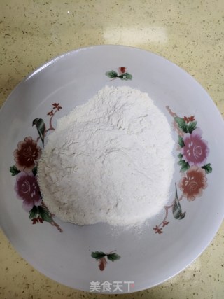 椒盐花卷的做法步骤：1