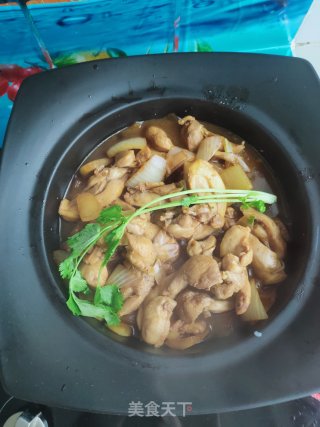 砂锅鸡腿肉的做法步骤：5