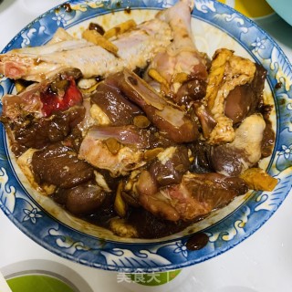 鸭肉芋头粉丝煲的做法步骤：1