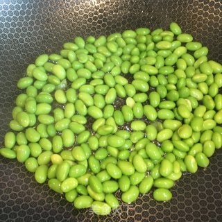酸菜烧毛豆米的做法步骤：3