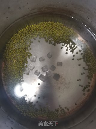绿豆汤的做法步骤：2