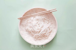 鸡丝麻酱凉面的做法步骤：4