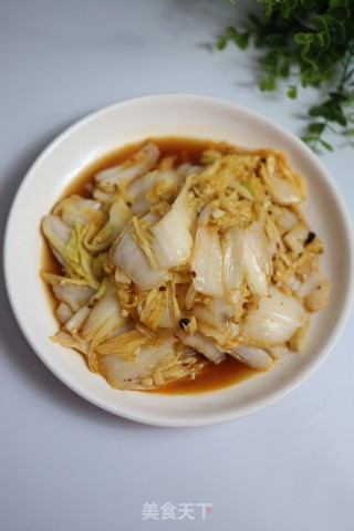 酸甜白菜的做法步骤：1