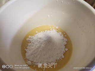 八寸戚风蛋糕的做法步骤：3