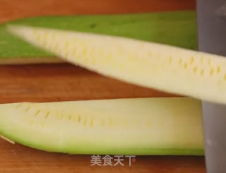 西葫芦炒火腿的做法步骤：3
