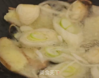西葫芦炒火腿的做法步骤：4