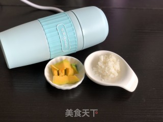 浓醇南瓜牛奶的做法步骤：1
