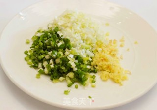 爆腌鱼的做法步骤：2