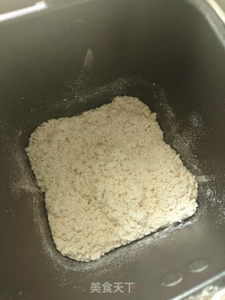 基础吐司面包配方和详细操作流程的做法步骤：1