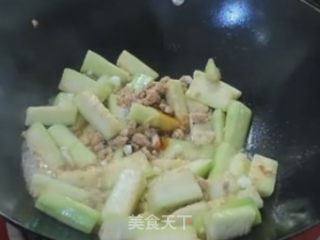 丝瓜肉末的做法步骤：3