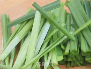 素炒豆芽的做法步骤：2