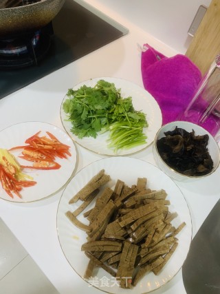 炒素鸡的做法步骤：2