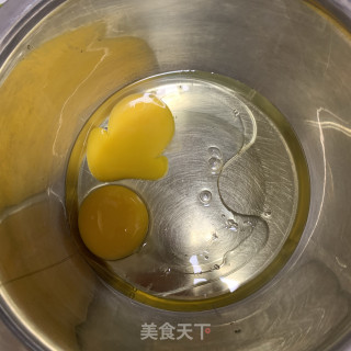 多彩纸杯小蛋糕的做法步骤：2
