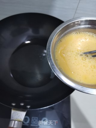 番茄鸡蛋炒木耳的做法步骤：2