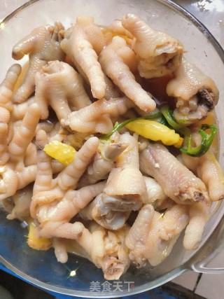 泡椒凤爪的做法步骤：5