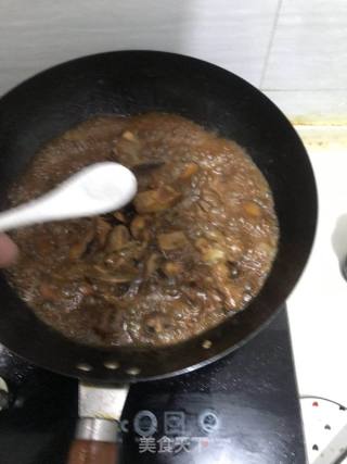 香菇烧肉的做法步骤：10